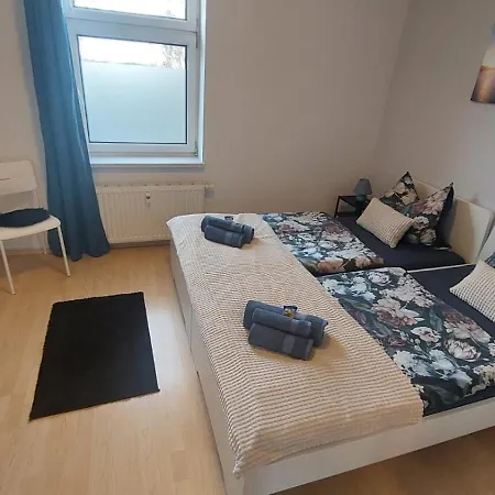 Modernes ,gemuetliches Gaeste Mit Wlan, Waipu Tv Und Grossen Boxspringbett In *