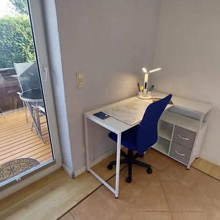 Modernes ,gemuetliches Gaeste Mit Wlan, Waipu Tv Und Grossen Boxspringbett In *