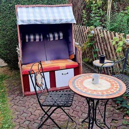 Modernes ,gemuetliches Gaeste Mit Wlan, Waipu Tv Und Grossen Boxspringbett In