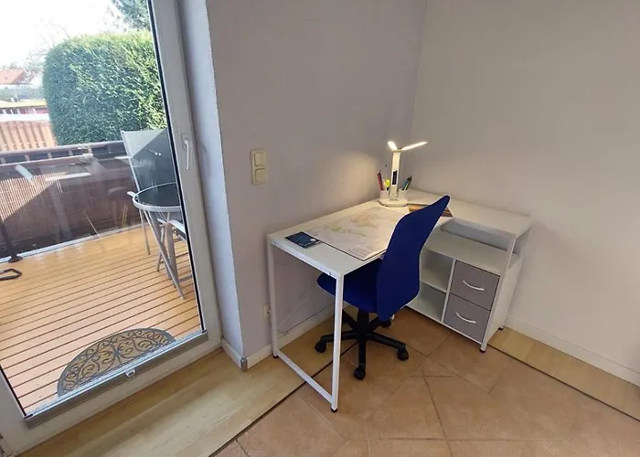 Modernes ,gemuetliches Gaeste In *